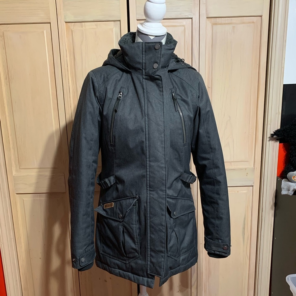 Columbia Barlow pass 550 turbodown jacket